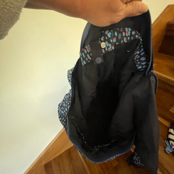 Tory Burch Gym Bag - Picture 8 of 10